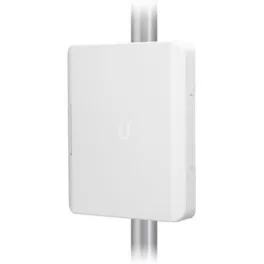 Ubiquiti USW-FLEX-UTILITY kültéri doboz adapterrel