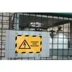 Infokeret, A4, öntapadó háttal, DURABLE "DURAFRAME SECURITY", sárga-fekete