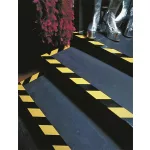 Jelölőszalag, 50 mm x 33 m, TESA "Professional Premium", fekete-sárga