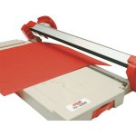 Vágógép görgős körkéses, A4, 6lap Hsm TA3, 200