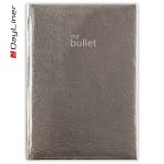 Keménytáblás notesz pontozott vonalozással Mirror A5 Bullet, fehér lapokkal ezüst Dayliner 2026.