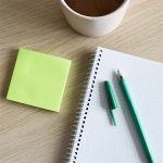 Golyóstoll 0,5mm hatszögletű test kupakos Bluering® Flash, írásszín zöld