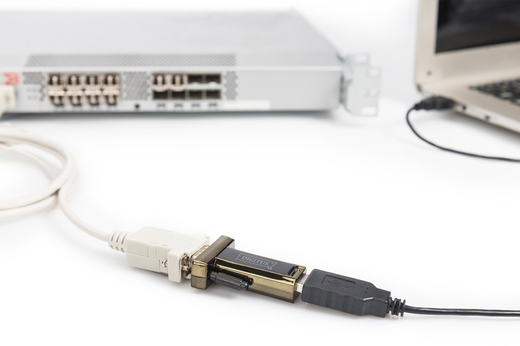 DIGITUS DA-70156 USB 2.0 Type-A soros átalakító