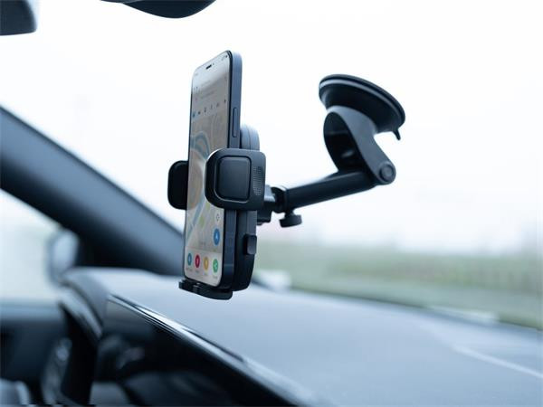 Image of Autós telefon tartó, szélvédőre rögzíthető, TRUST "Runo", fekete